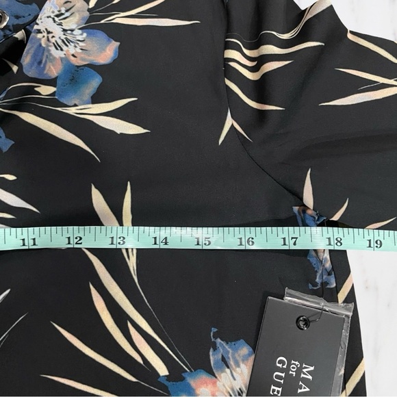 Guess Marciano Lunar Bloom floral Blouse - XS - NWT - Picture 5 of 13